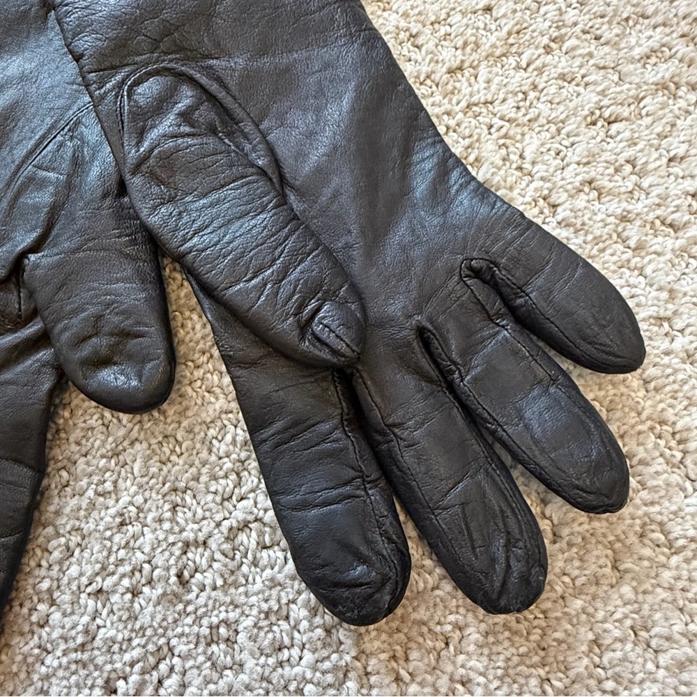 Womens Vintage Black Leather Gloves Sz 8 Lined Driving Fall Winter Classic Retro - Picture 8 of 14